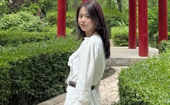 少妇高潮呻吟A片免费看软件